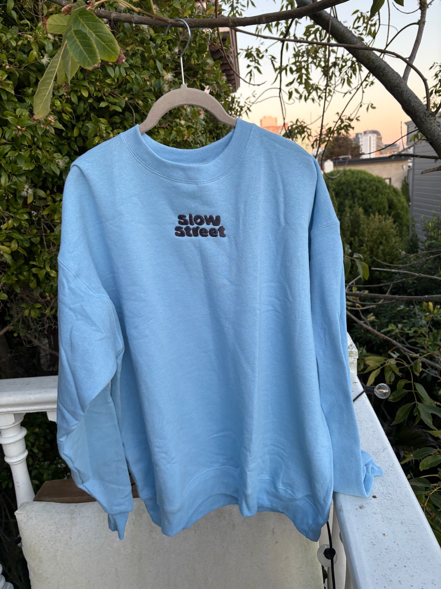 Embroidered Crewneck - Blue